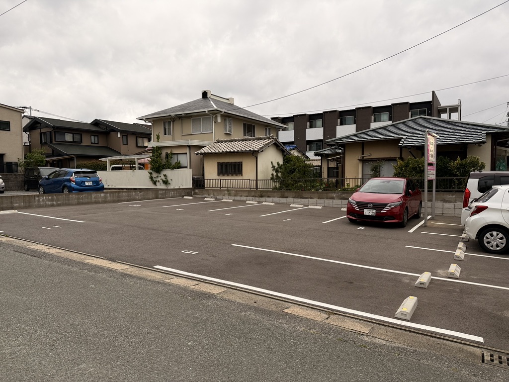 b-park 今宿駅前１丁目